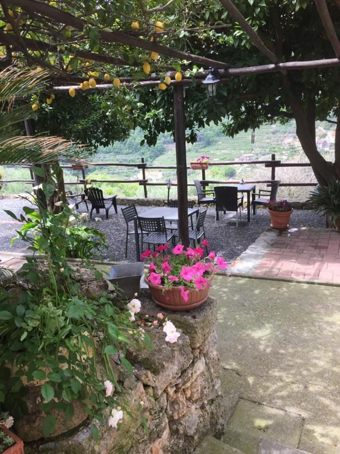 Agriturismo I Lamoi Финале Лигуре Экстерьер фото
